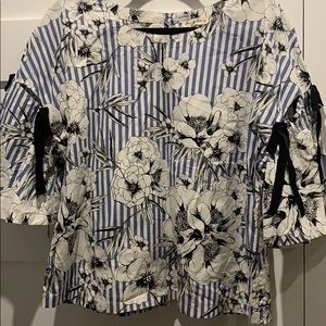 Floral Print Cotton Bell Sleeve Top